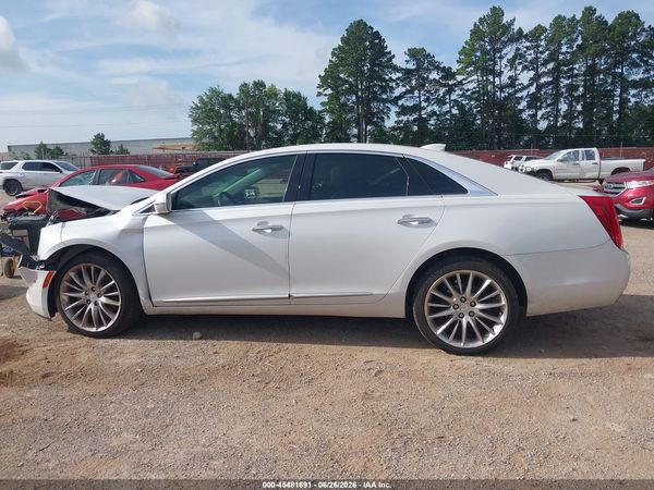 2016 CADILLAC XTS PLATINUM