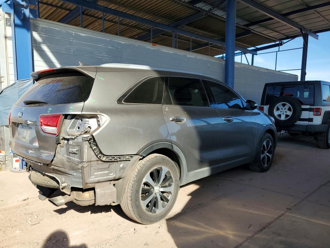 2016 KIA SORENTO EX