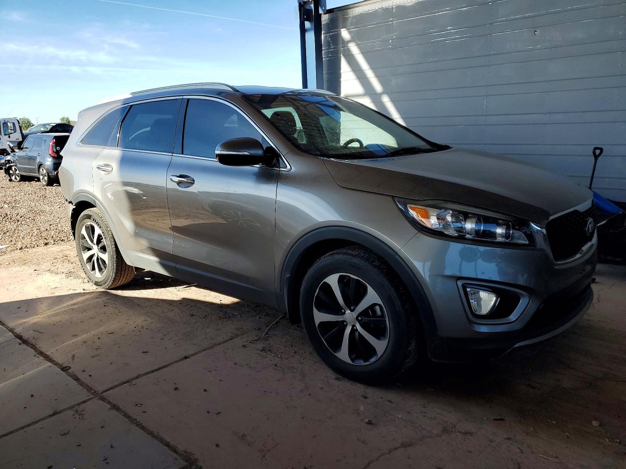 2016 KIA SORENTO EX