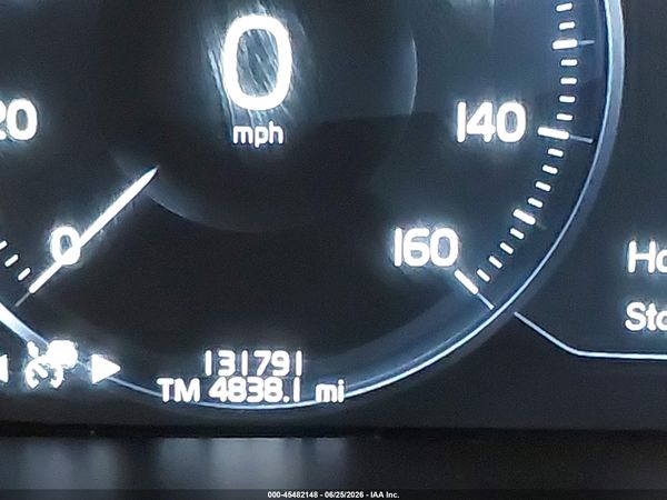 2017 VOLVO XC90 T6 MOMENTUM