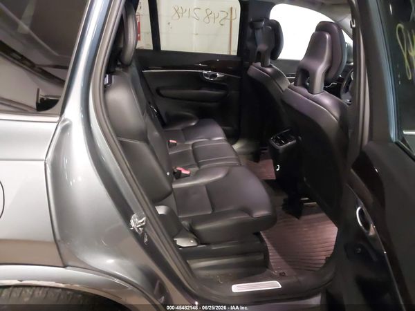 2017 VOLVO XC90 T6 MOMENTUM