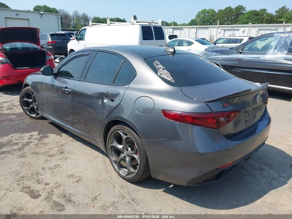 2018 ALFA ROMEO GIULIA TI SPORT