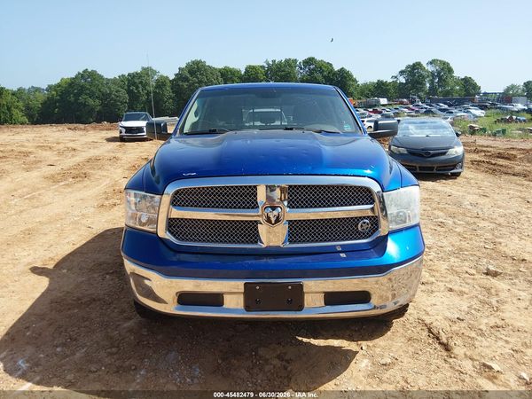2017 RAM 1500 SLT  4X4 6'4 BOX