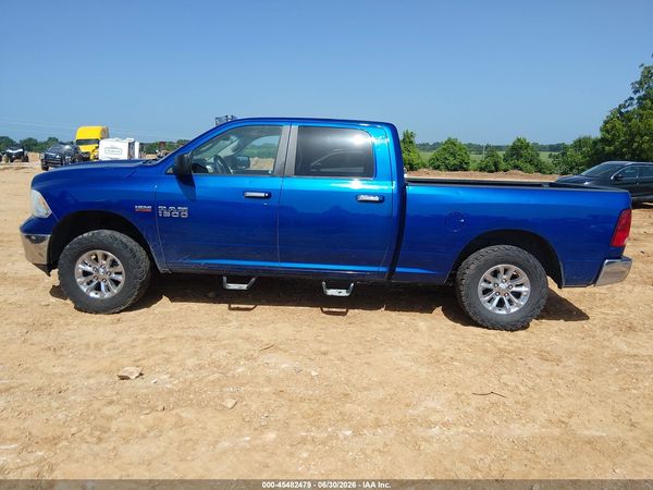 2017 RAM 1500 SLT  4X4 6'4 BOX