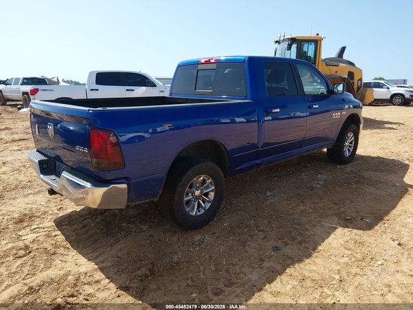 2017 RAM 1500 SLT  4X4 6'4 BOX