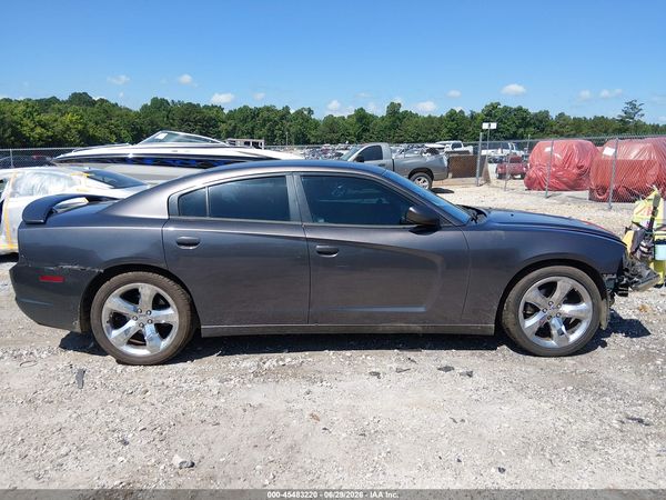 2014 DODGE CHARGER SE
