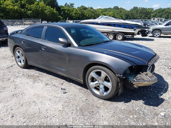 2014 DODGE CHARGER SE