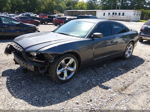2014 DODGE CHARGER SE