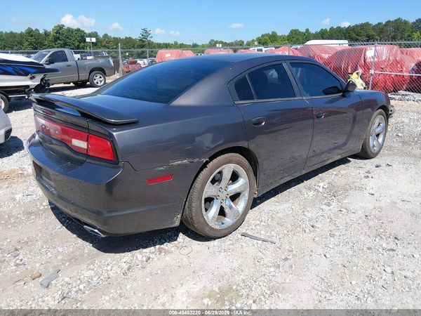 2014 DODGE CHARGER SE