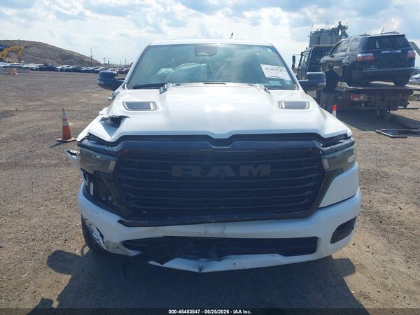 2025 RAM 1500 LARAMIE  4X4 5'7 BOX