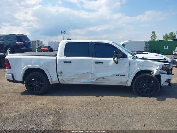 2025 RAM 1500 LARAMIE  4X4 5'7 BOX