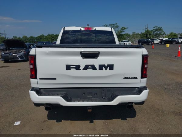 2025 RAM 1500 LARAMIE  4X4 5'7 BOX