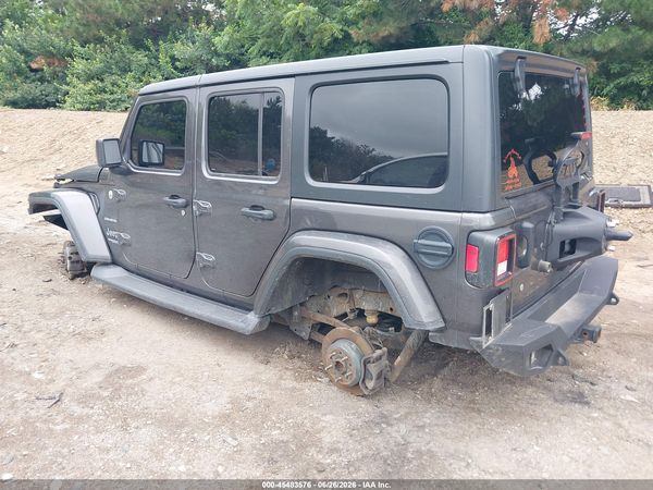 2018 JEEP WRANGLER UNLIMITED SAHARA 4X4