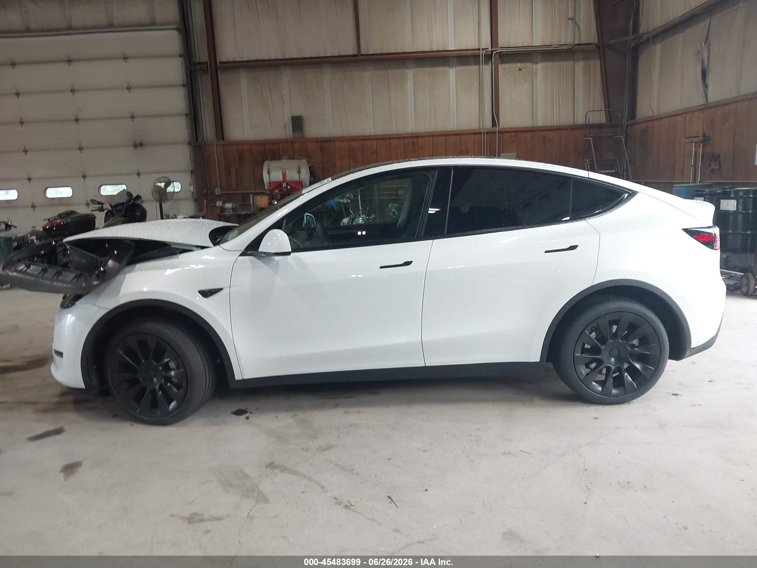2023 TESLA MODEL Y