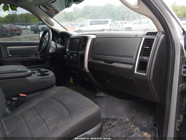 2019 RAM 1500 CLASSIC WARLOCK  4X4 6'4 BOX