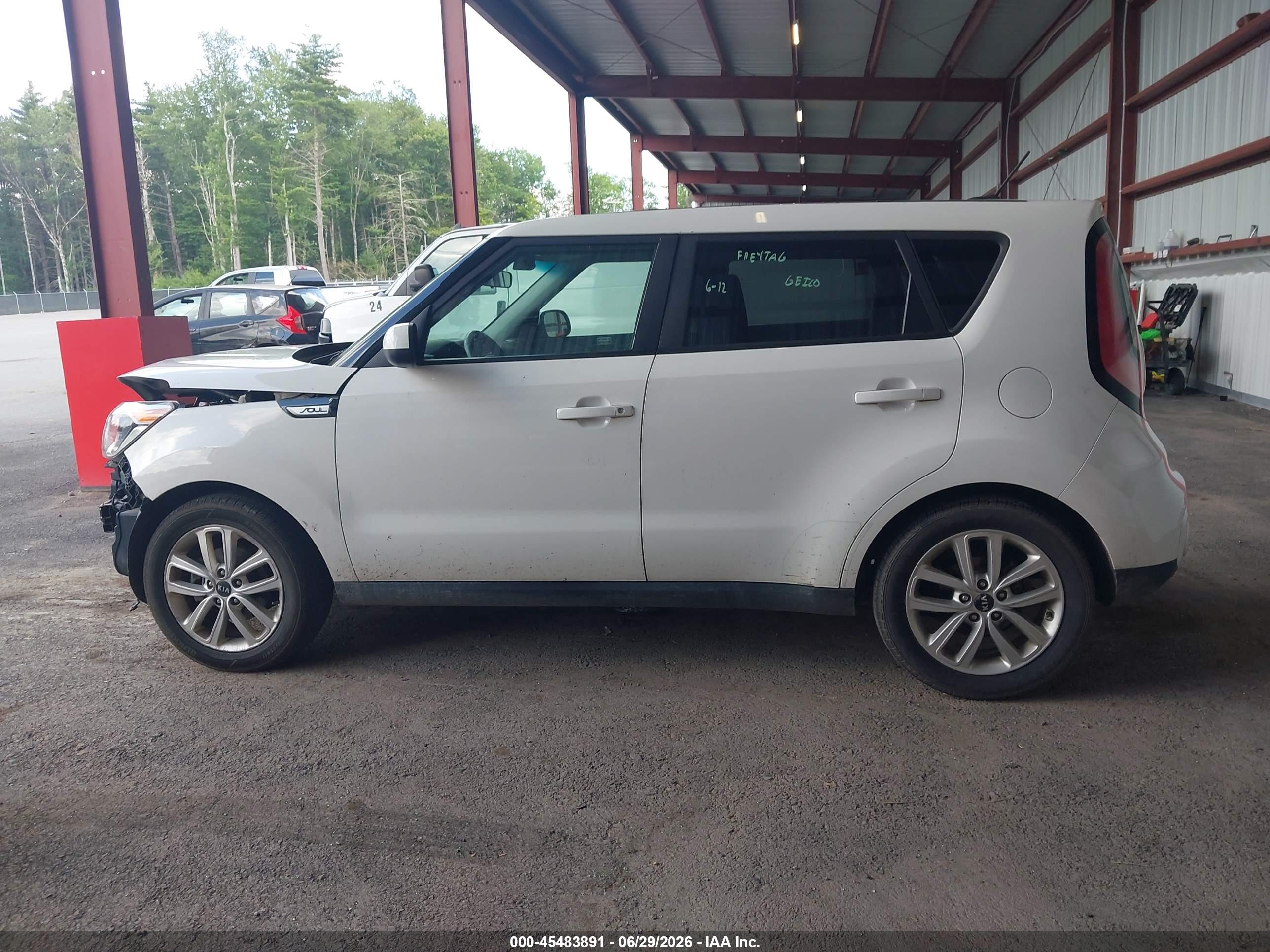 2018 KIA SOUL +