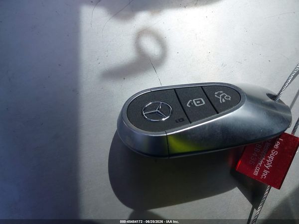 2025 MERCEDES-BENZ C 300 C300