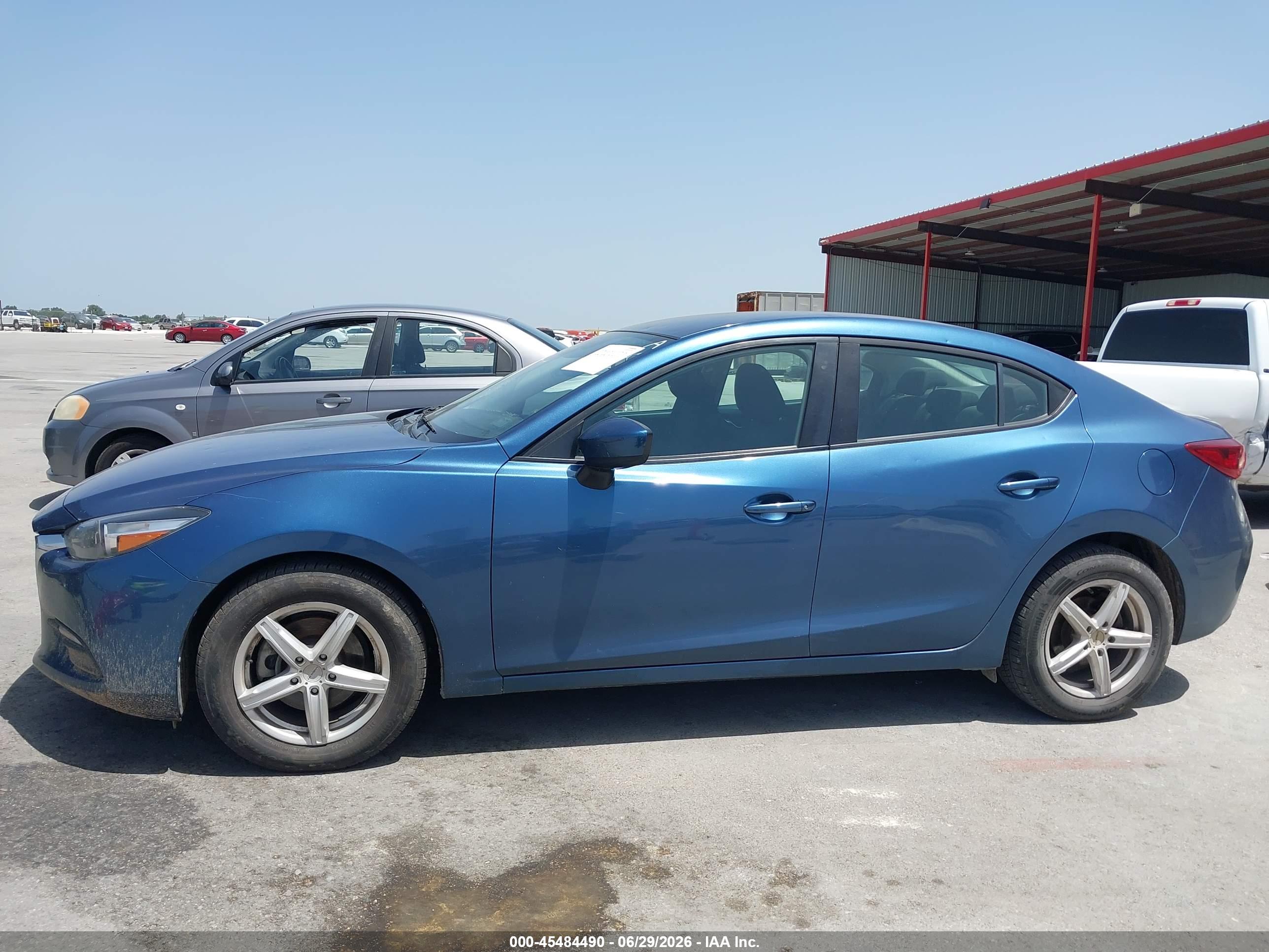 2018 MAZDA MAZDA3 SPORT