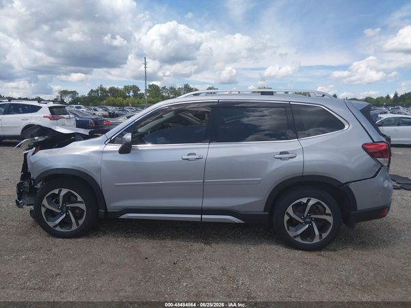 2022 SUBARU FORESTER TOURING