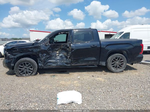 2022 TOYOTA TUNDRA PLATINUM