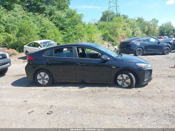 2018 HYUNDAI IONIQ HYBRID BLUE