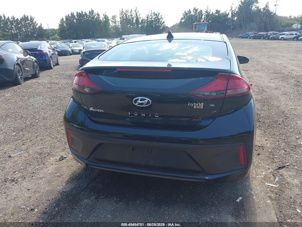 2018 HYUNDAI IONIQ HYBRID BLUE