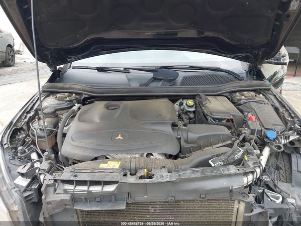 2017 MERCEDES-BENZ CLA 250 4MATIC