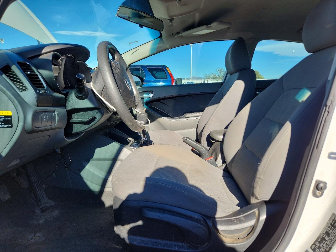 2017 KIA FORTE LX Base