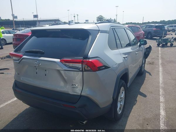 2019 TOYOTA RAV4 XLE