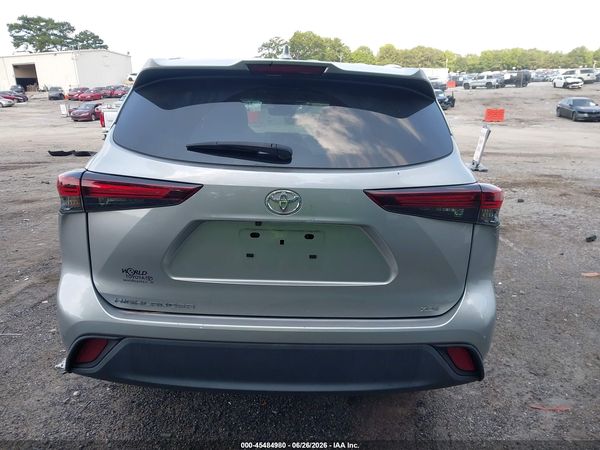 2024 TOYOTA HIGHLANDER XLE
