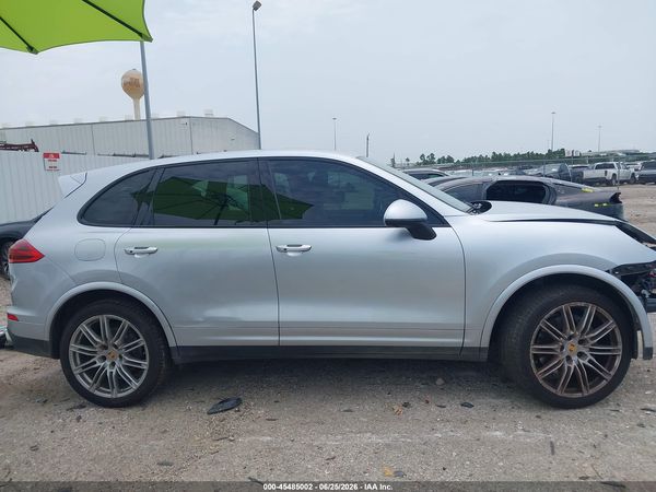 2018 PORSCHE CAYENNE PLATINUM EDITION