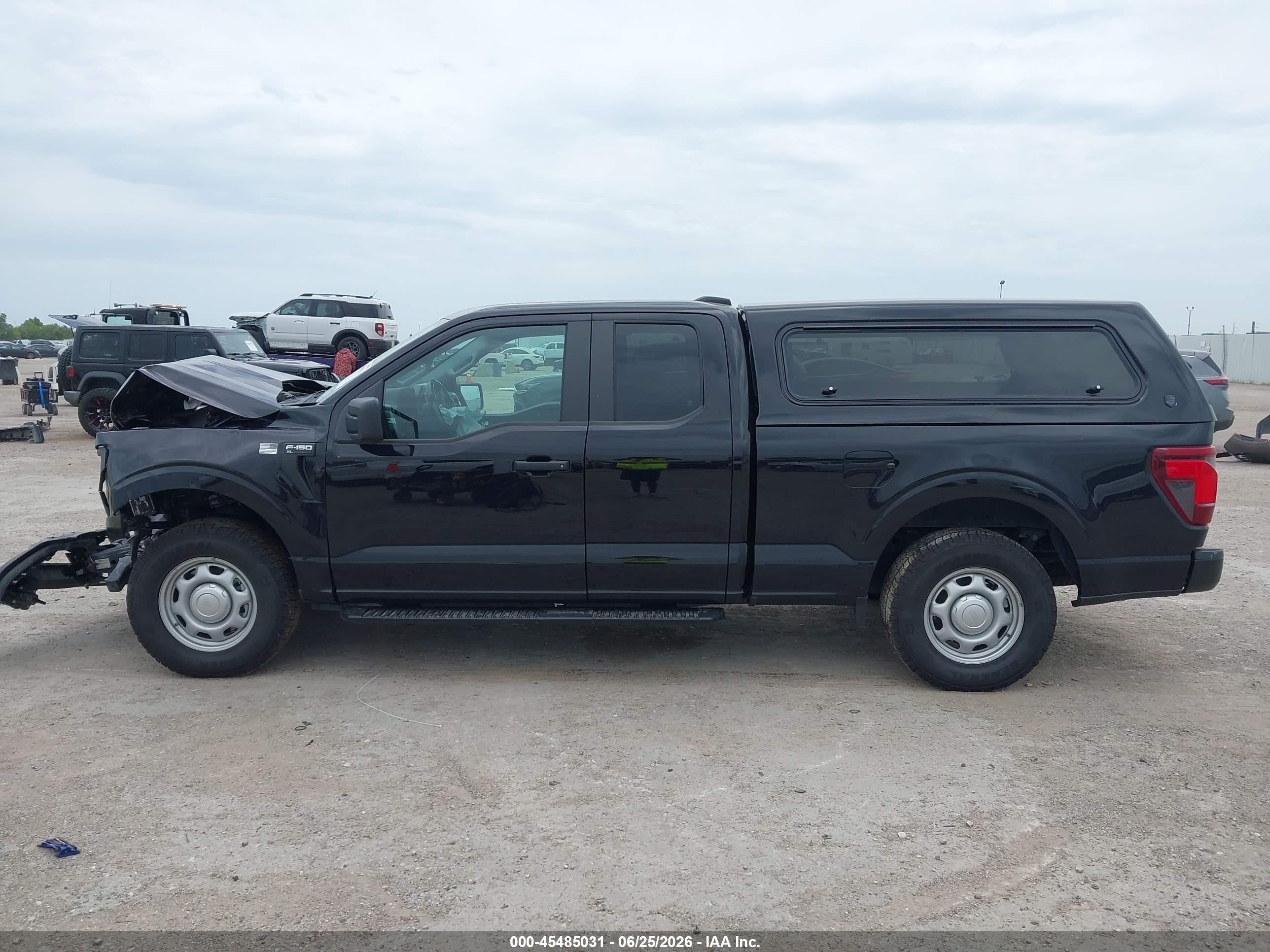 2025 FORD F-150 XL