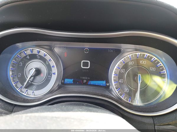 2018 CHRYSLER 300 TOURING L — I7