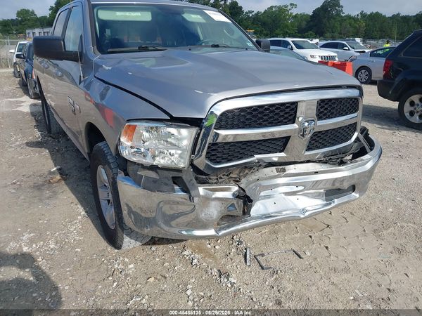 2020 RAM 1500 CLASSIC SLT  4X4 6'4 BOX