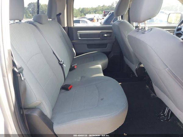 2020 RAM 1500 CLASSIC SLT  4X4 6'4 BOX
