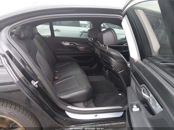 2017 BMW 750I