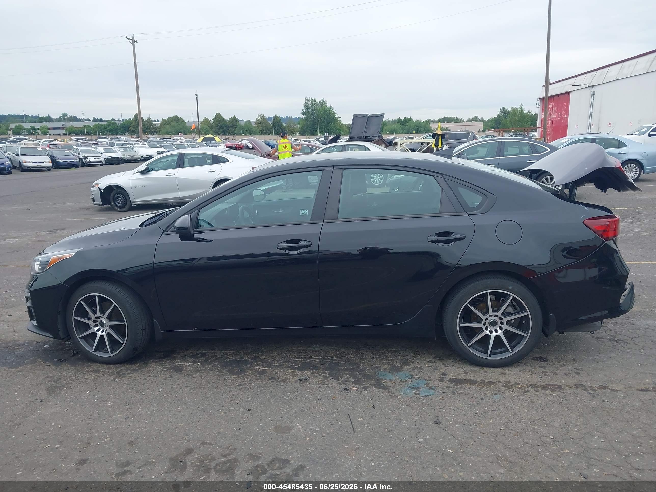 2019 KIA FORTE FE
