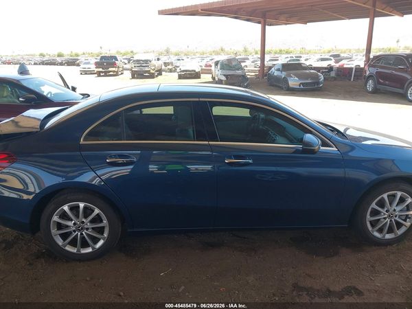 2019 MERCEDES-BENZ A 220 A220
