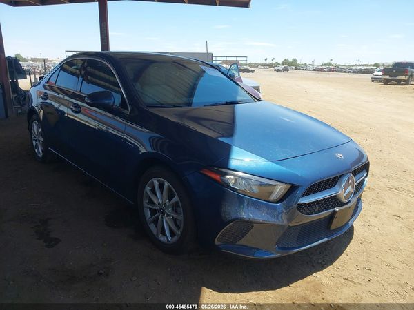 2019 MERCEDES-BENZ A 220 A220