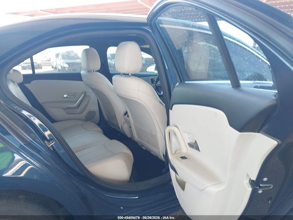 2019 MERCEDES-BENZ A 220 A220