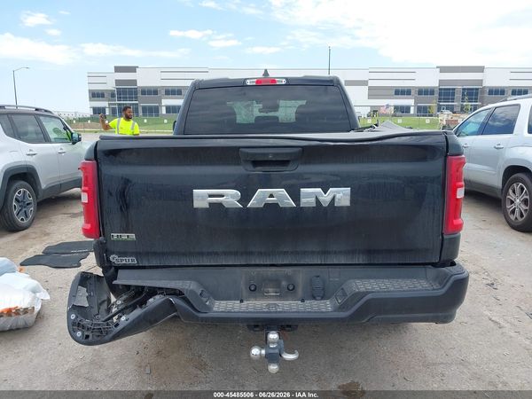 2025 RAM 1500 HFE  4X2 6'4 BOX