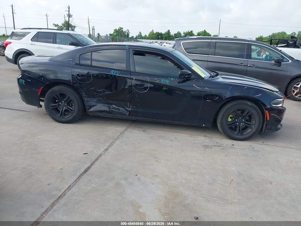 2016 DODGE CHARGER SE