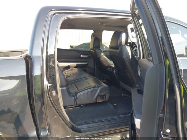 2017 TOYOTA TUNDRA SR5 PLUS 5.7L V8
