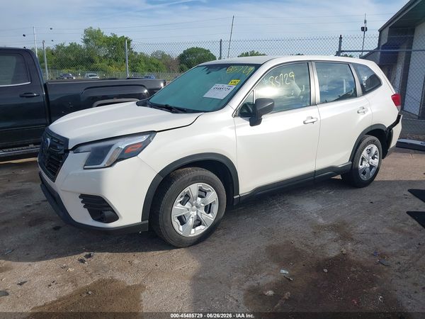 2022 SUBARU FORESTER Base — I2
