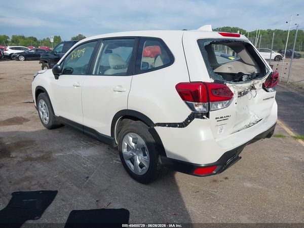 2022 SUBARU FORESTER Base — I3