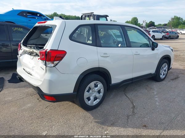 2022 SUBARU FORESTER — I4