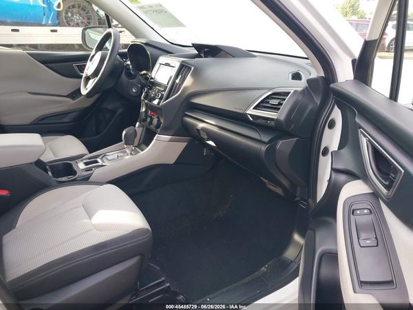 2022 SUBARU FORESTER Base — I5