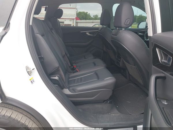 2022 AUDI Q7