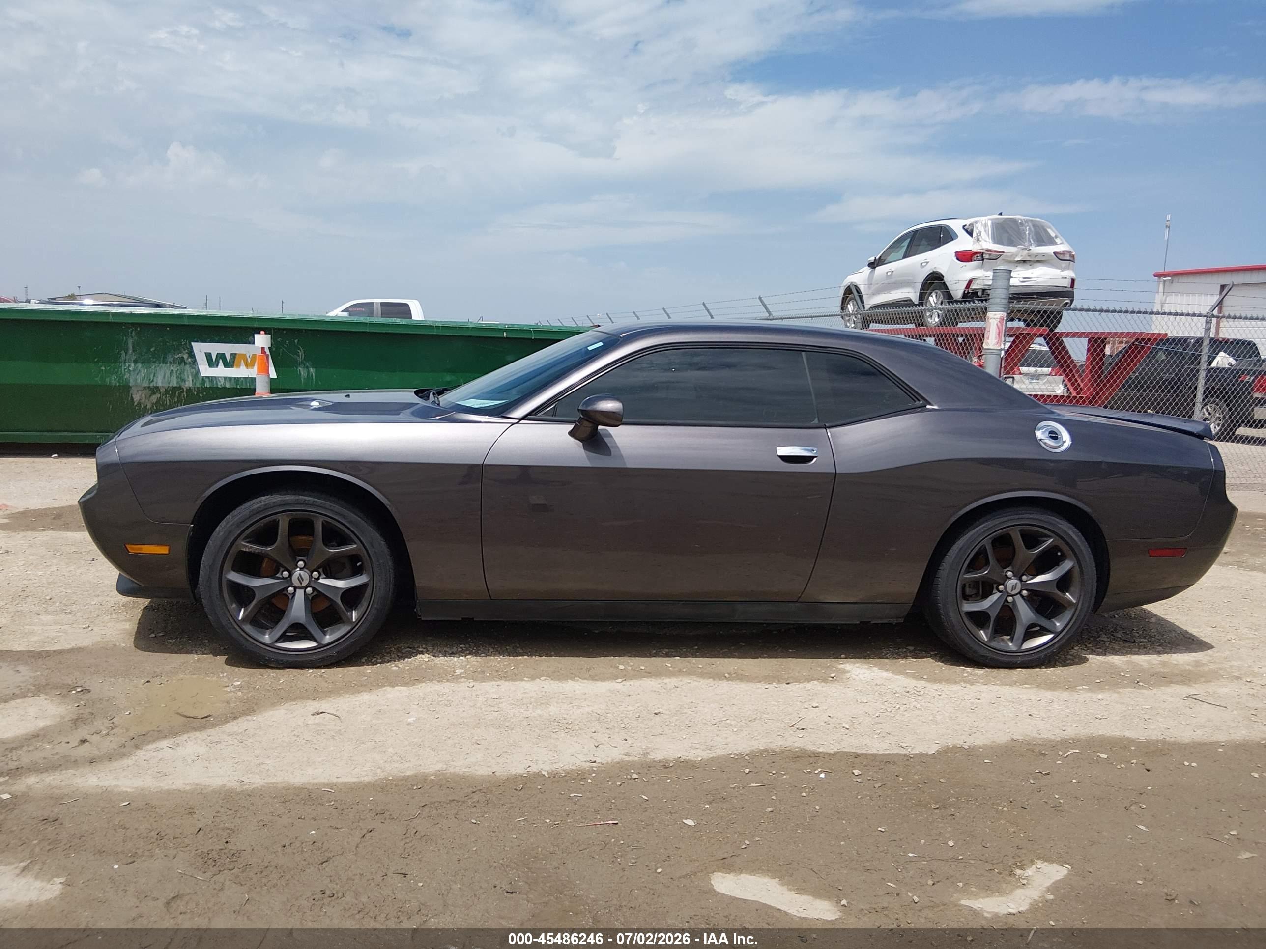 2014 DODGE CHALLENGER SXT