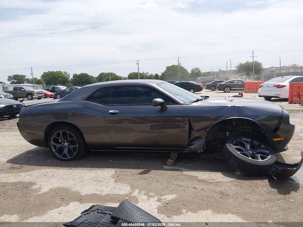 2014 DODGE CHALLENGER SXT
